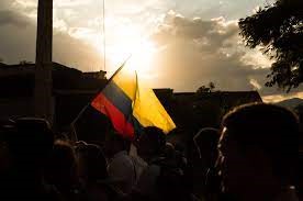 LAC Main Seminar Series: Colombia's comprehensive transitional justice ...